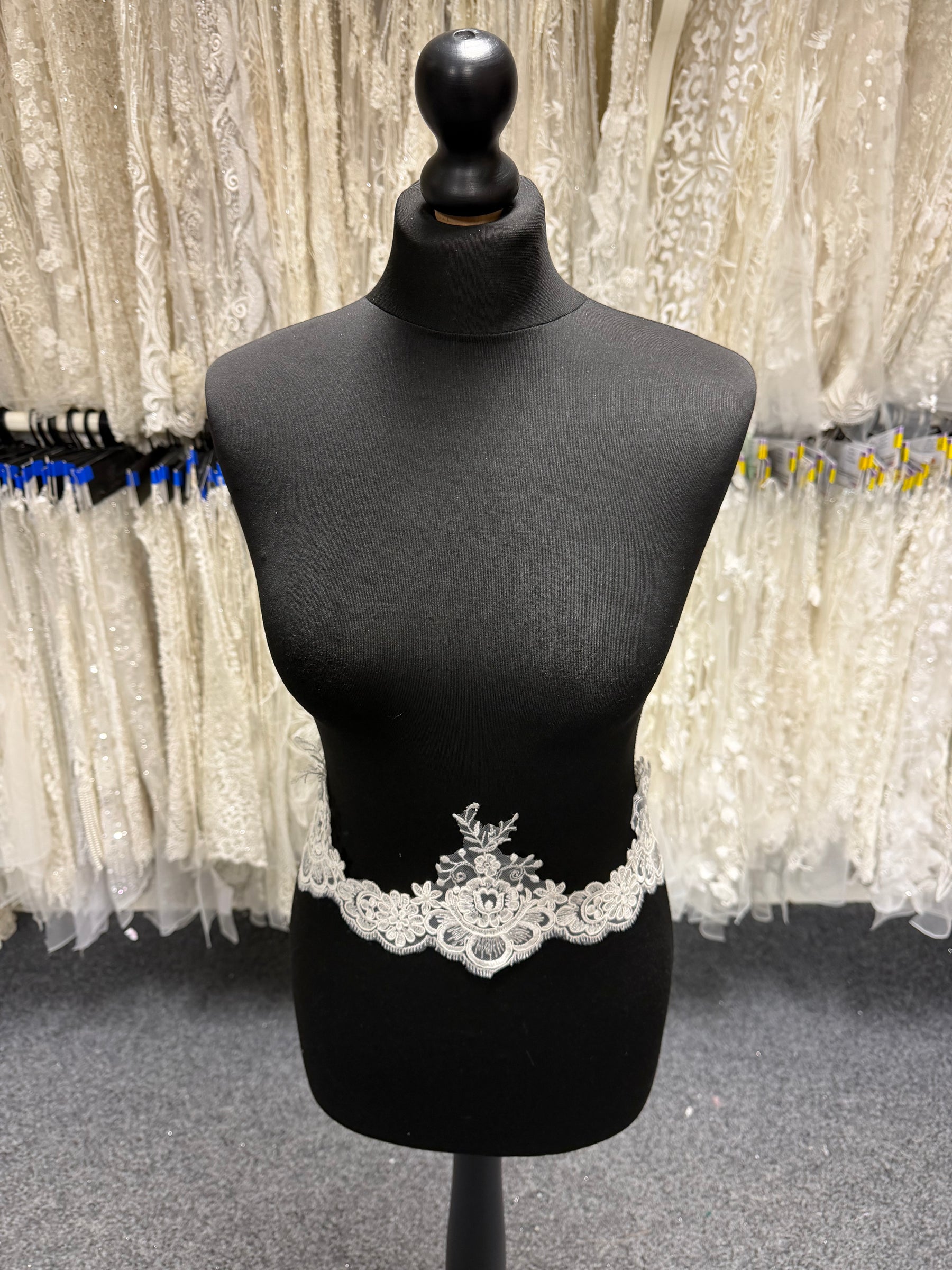 Ivory Corded Edging - T575