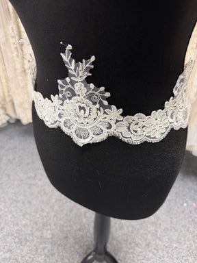 Ivory Corded Edging - T575