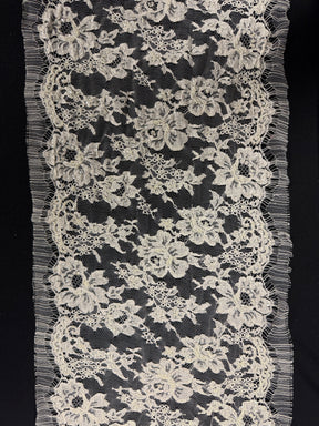 Ivory Beaded Sequin French Chantilly Edging - T268