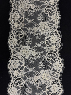 Ivory Beaded Sequin Edging - T478