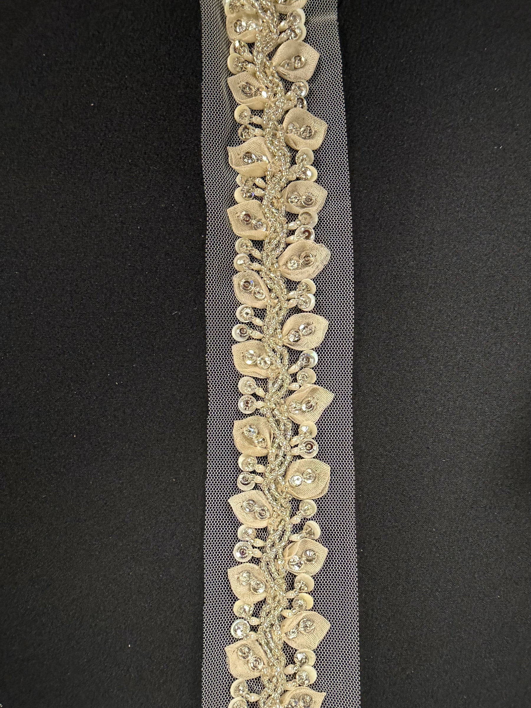 Ivory/Silver 3D Crystal Beaded Edging - T518