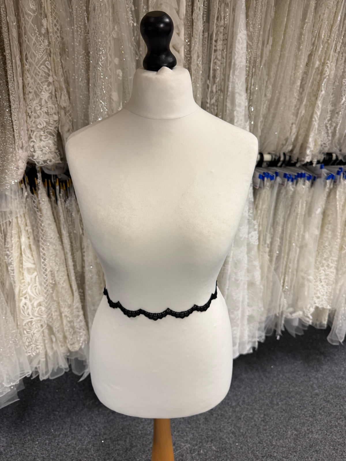 Black Embroidered Lace Trim - T232