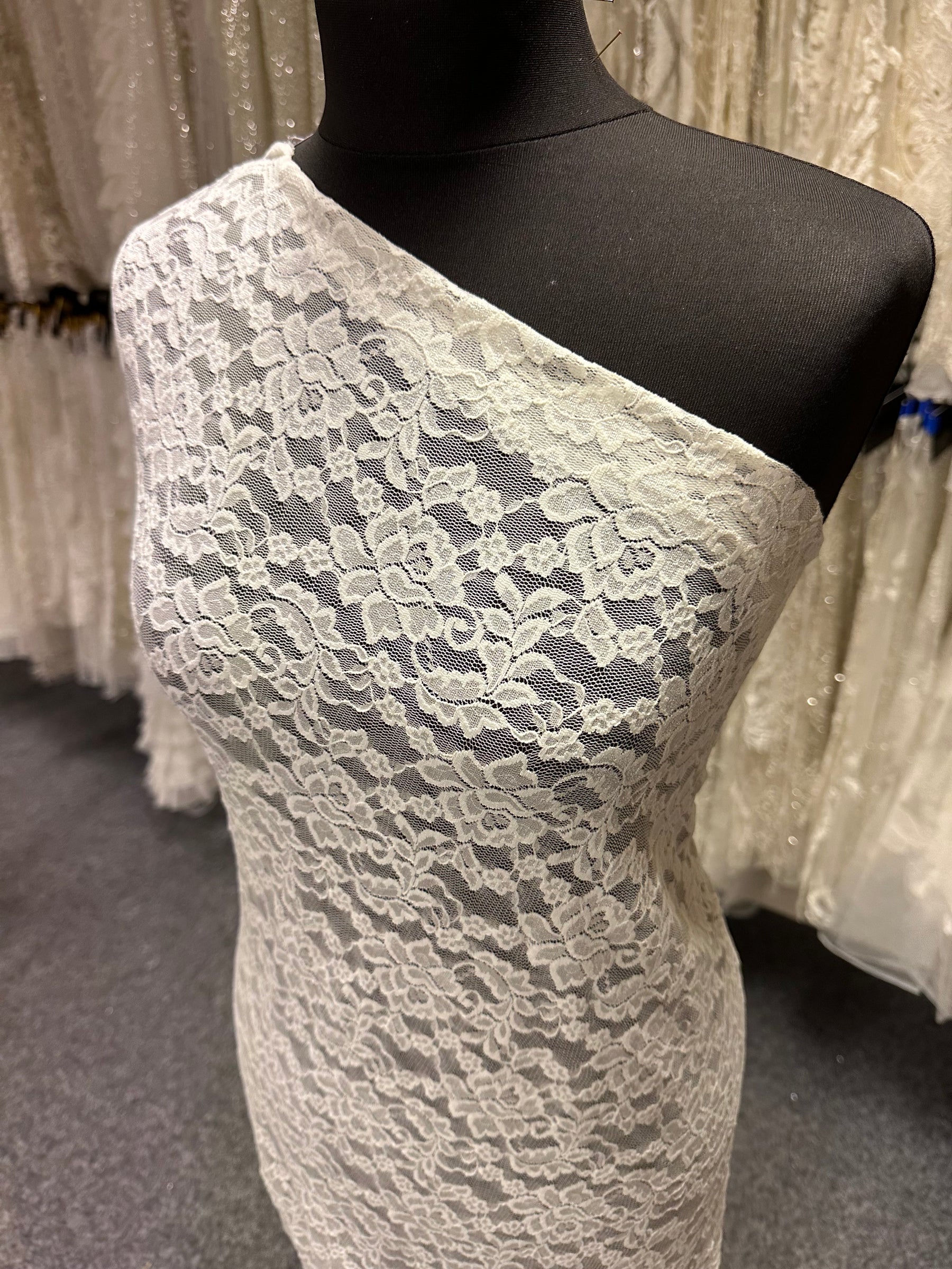Ivory Stretch Raschel Lace - Ponder