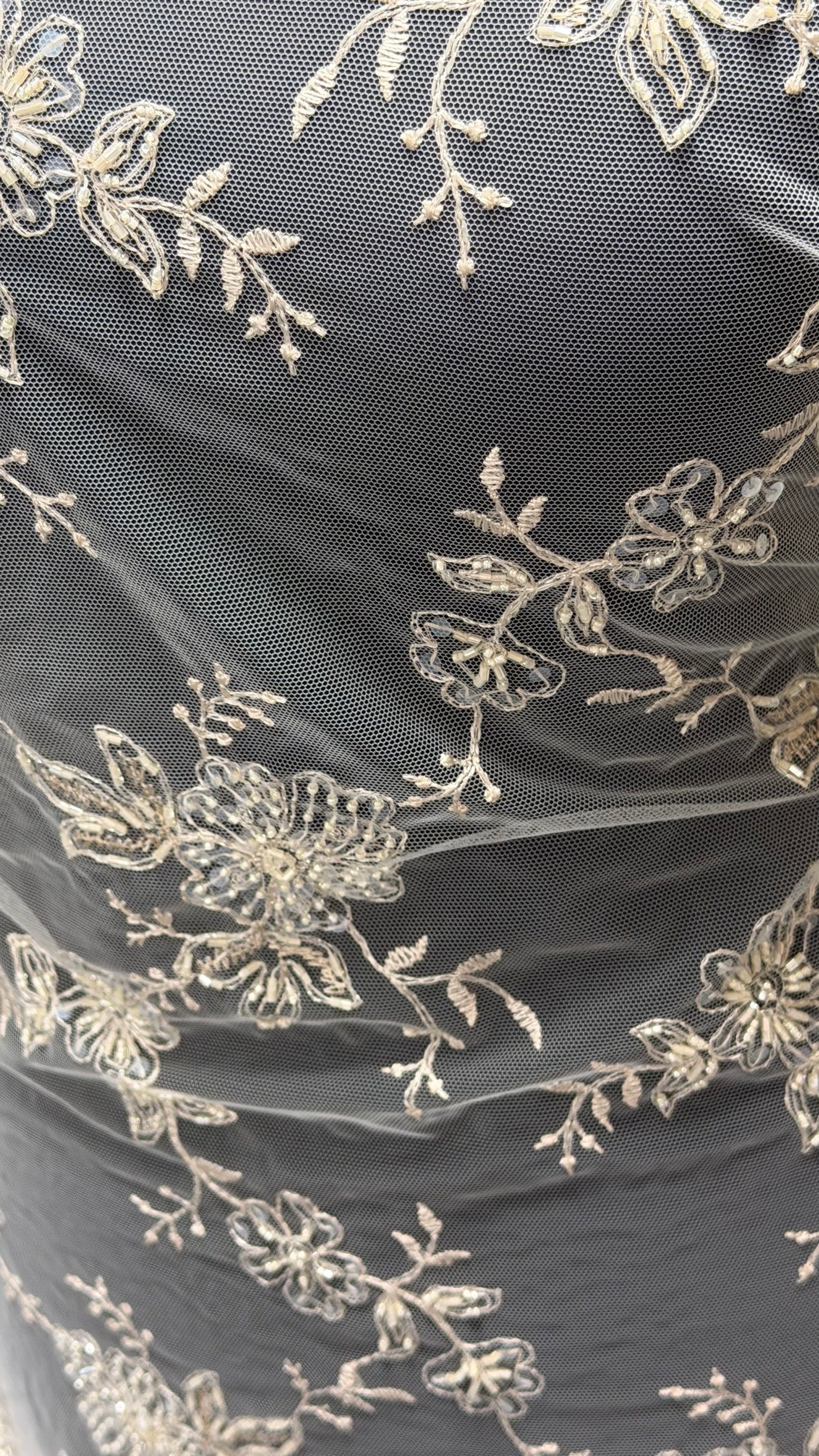 Champagne Beaded Lace – P509