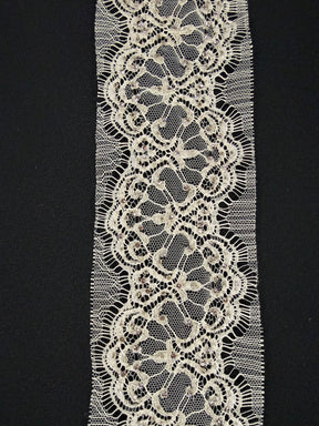 Ivory Crystal Beaded French Chantilly Edging - T176