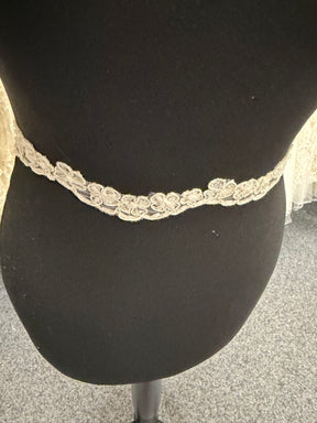 Ivory Corded Beaded Sequin Edging - T299