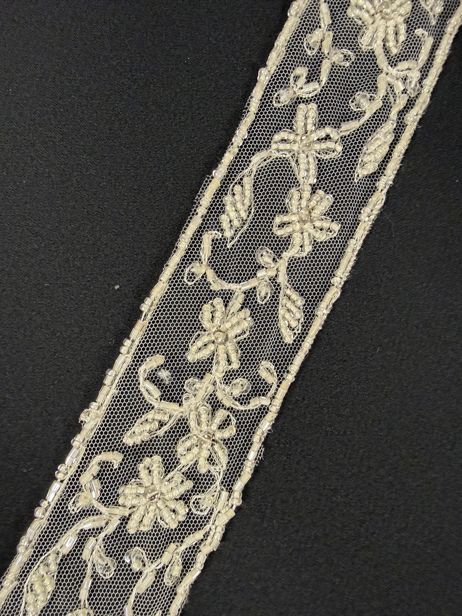 Ivory Beaded Sequin Edging - T169