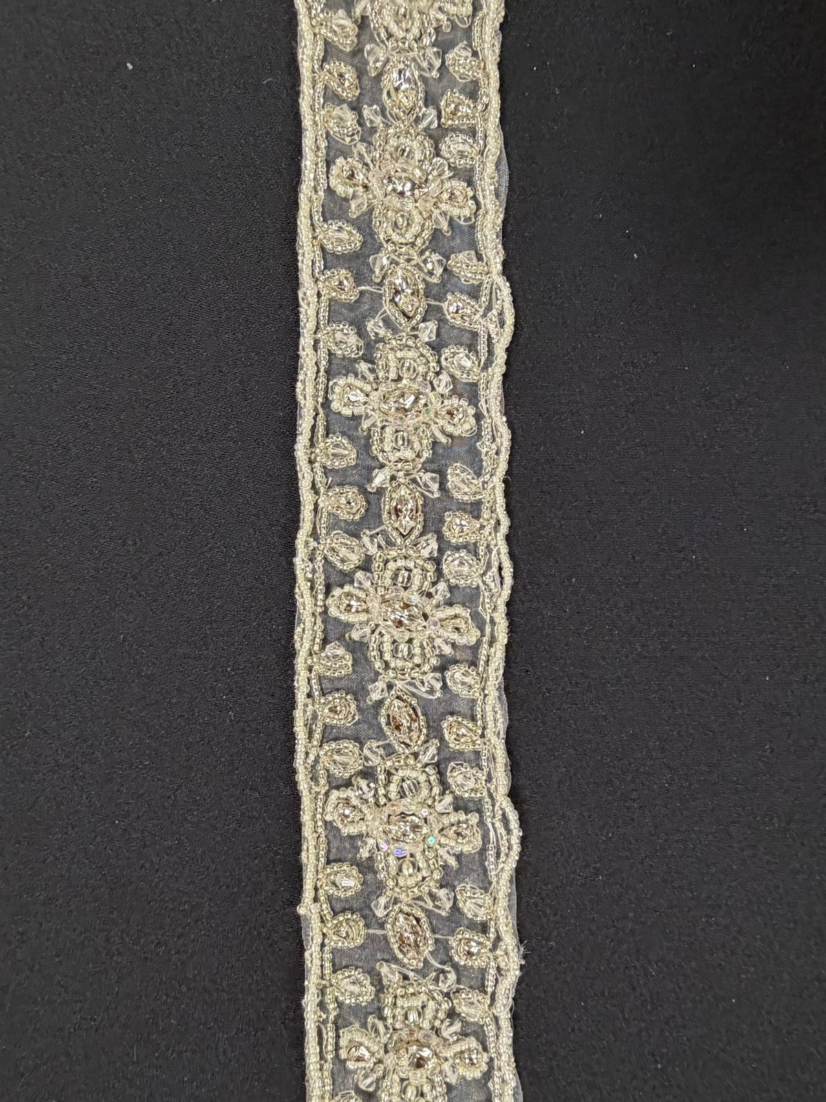 Ivory/Crystal Beaded Crystal Edging - T161