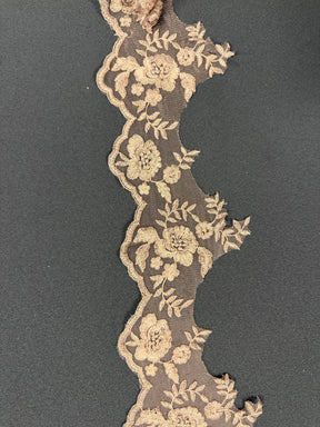 Chocolate Embroidered Edging - T131