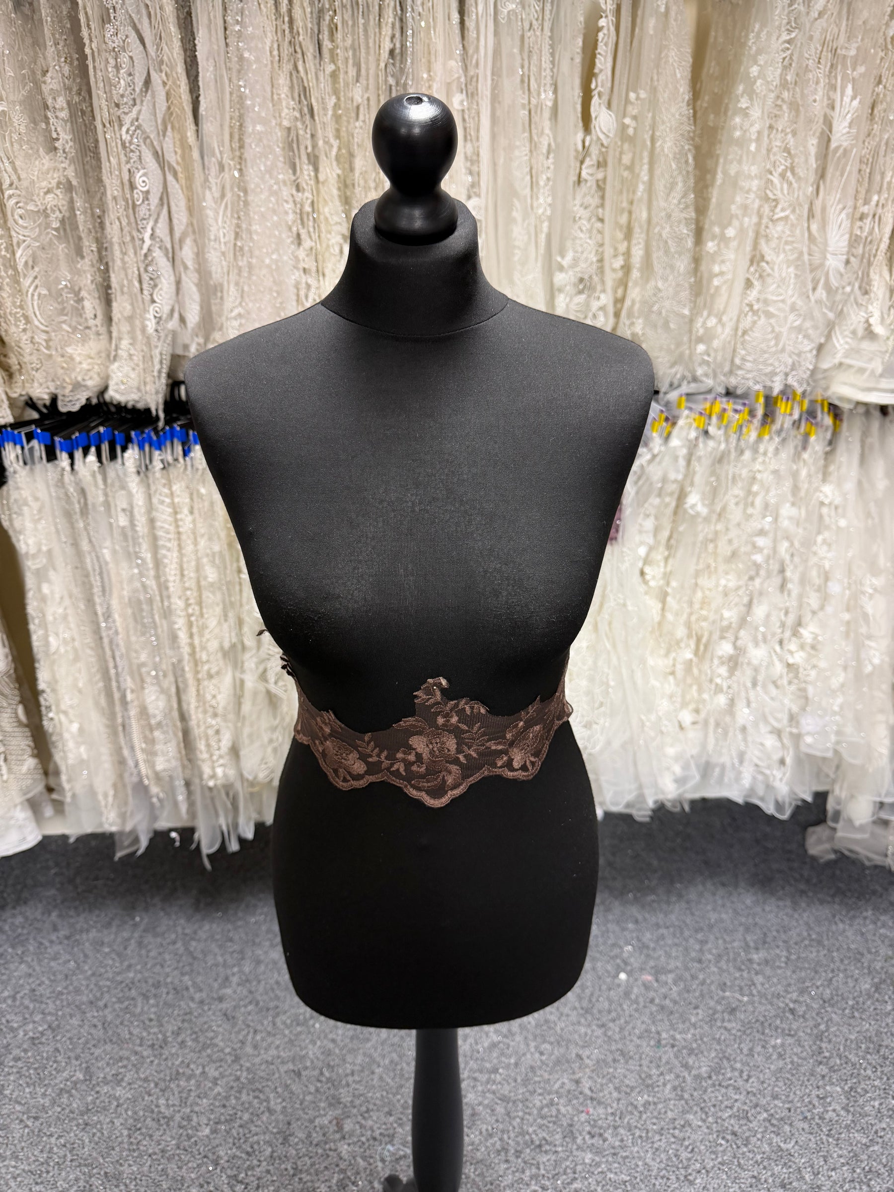 Chocolate Embroidered Edging - T131
