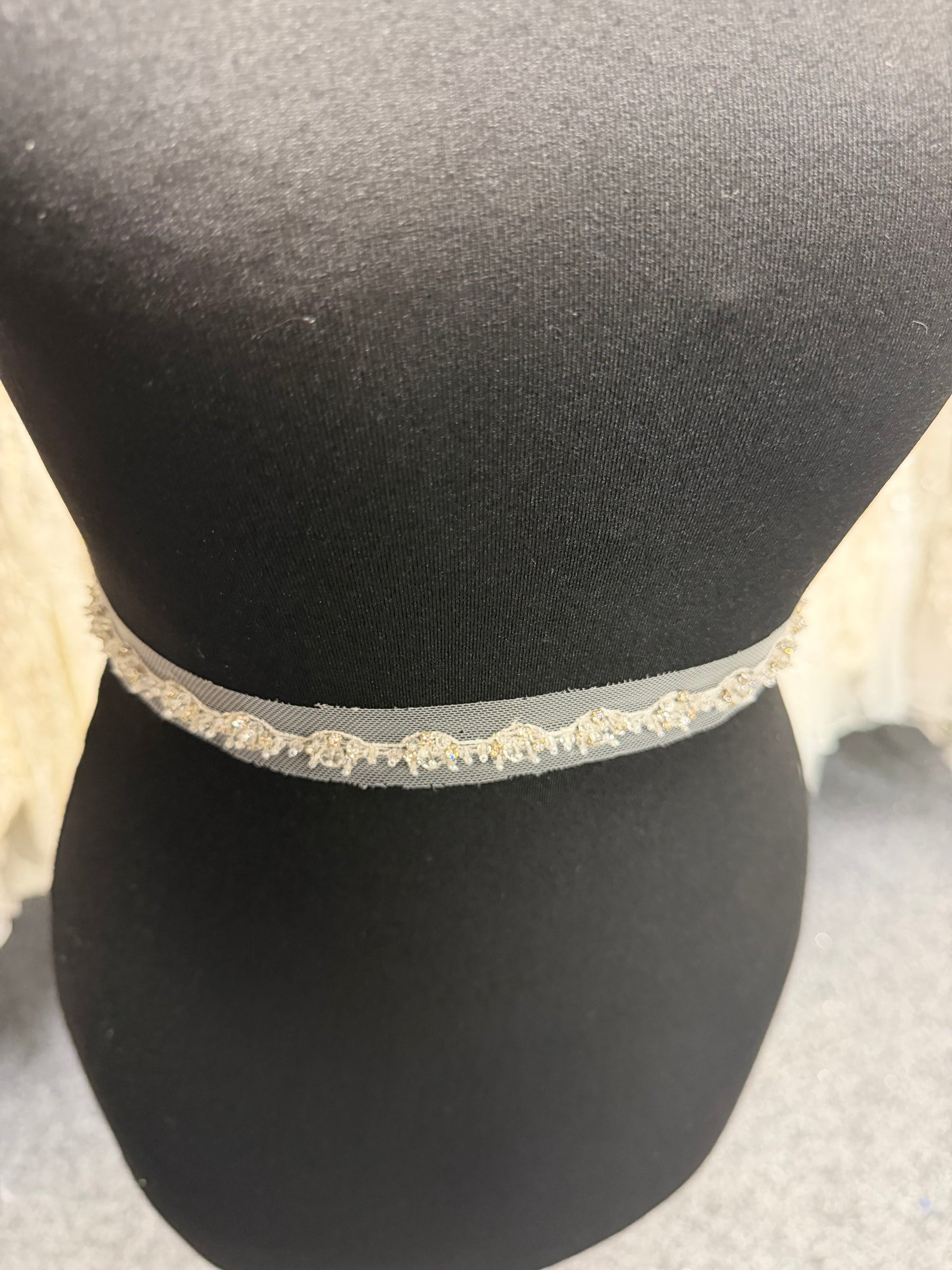 Ivory Crystal Beaded Edging - T193