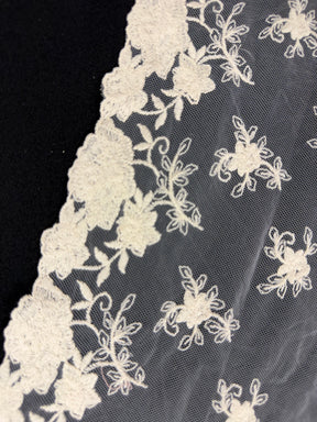 Ivory Cotton Edging - T276