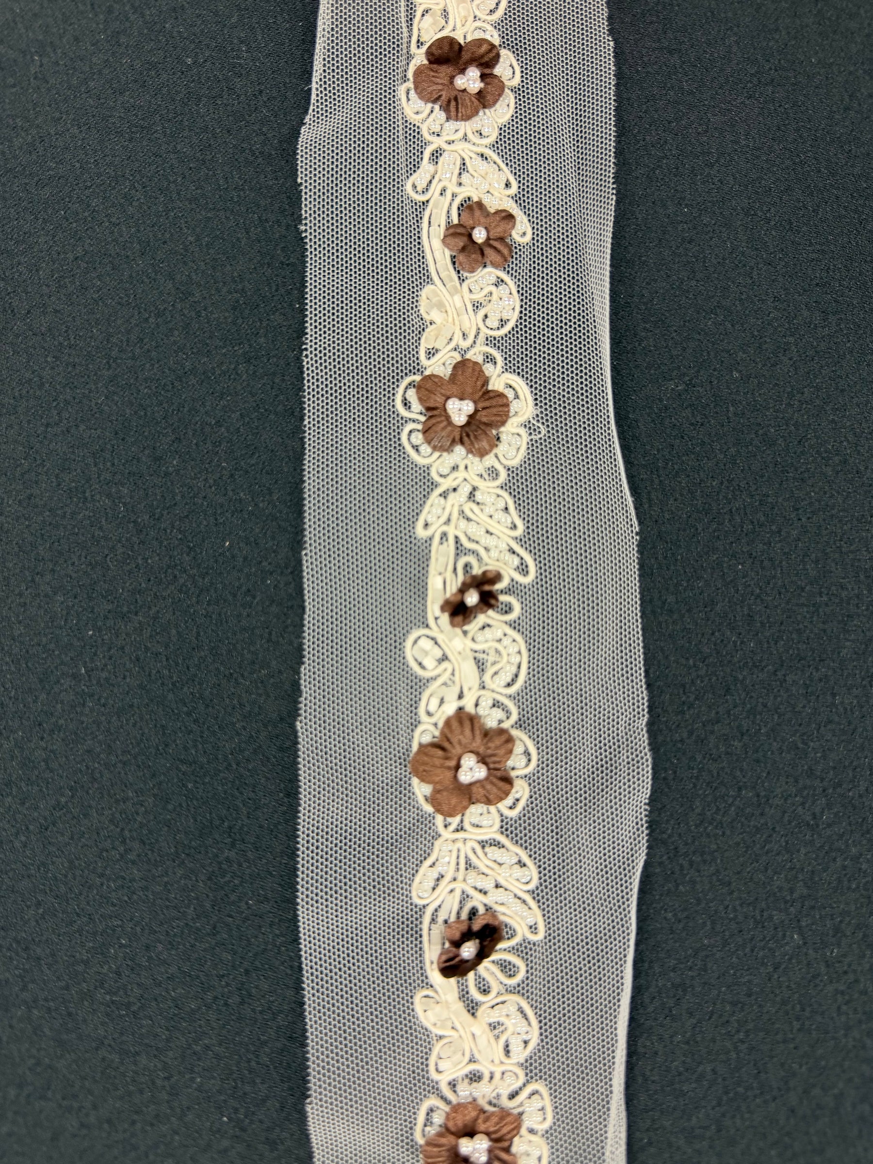 Chocolate Beaded Edging - T51