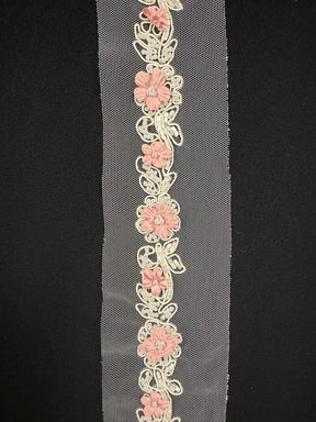 Light Rose Beaded Edging - T51