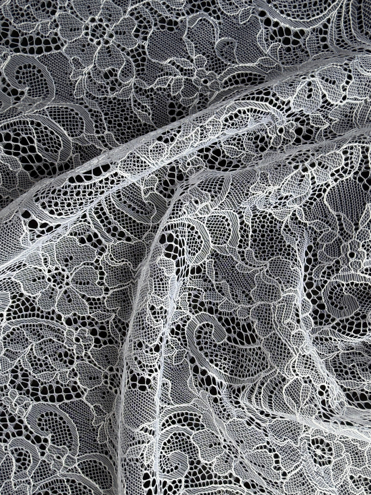White Raschel Lace - P412