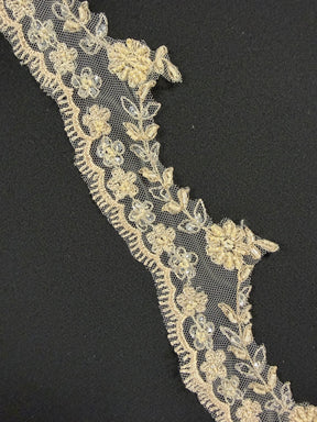 Ivory/Champagne/Gold Lace Trim - T52