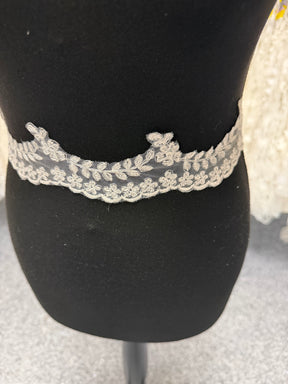 Ivory/Silver Embroidered Edging - T35