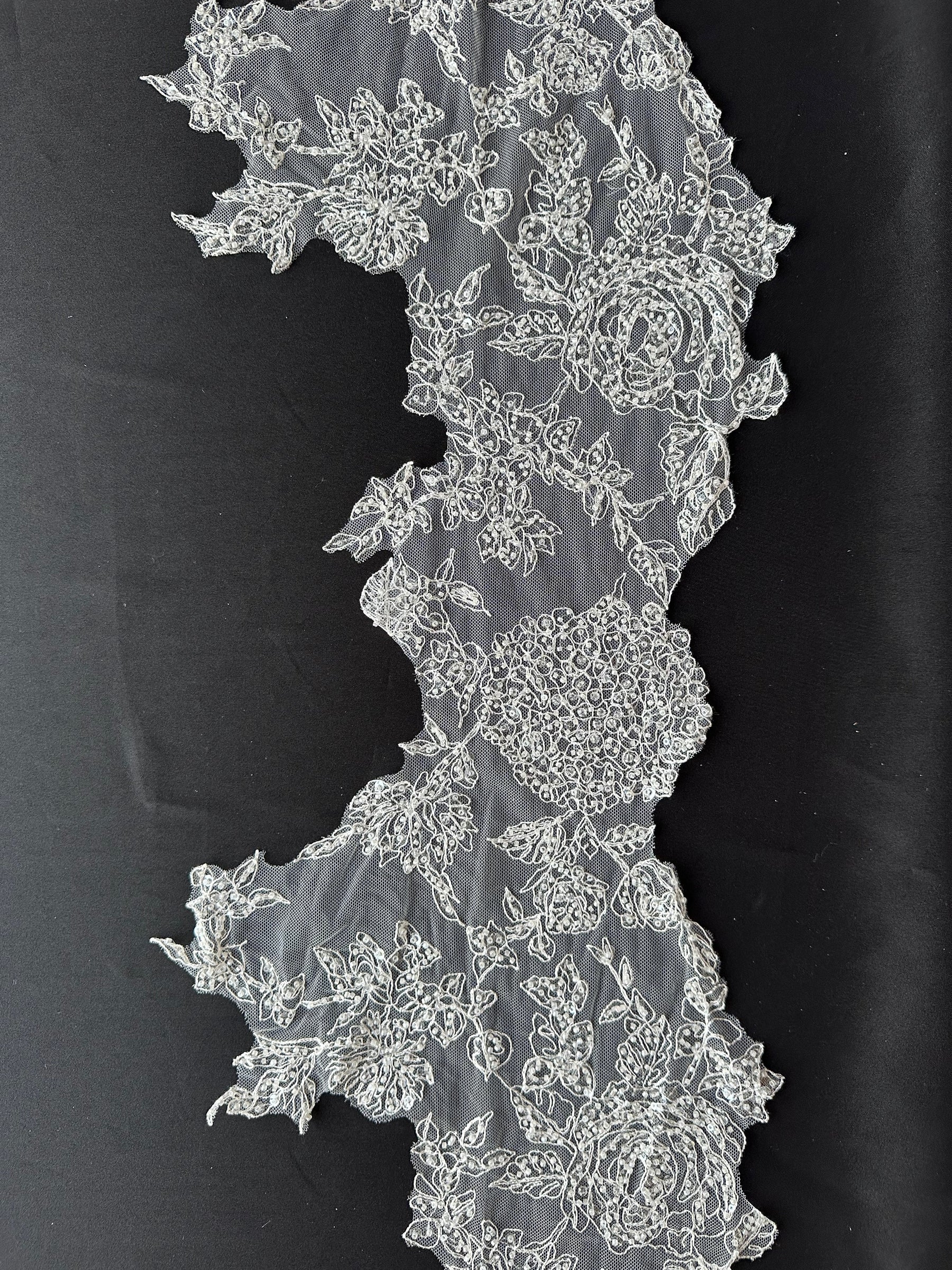 Ivory Beaded Lace Trim - Rikke