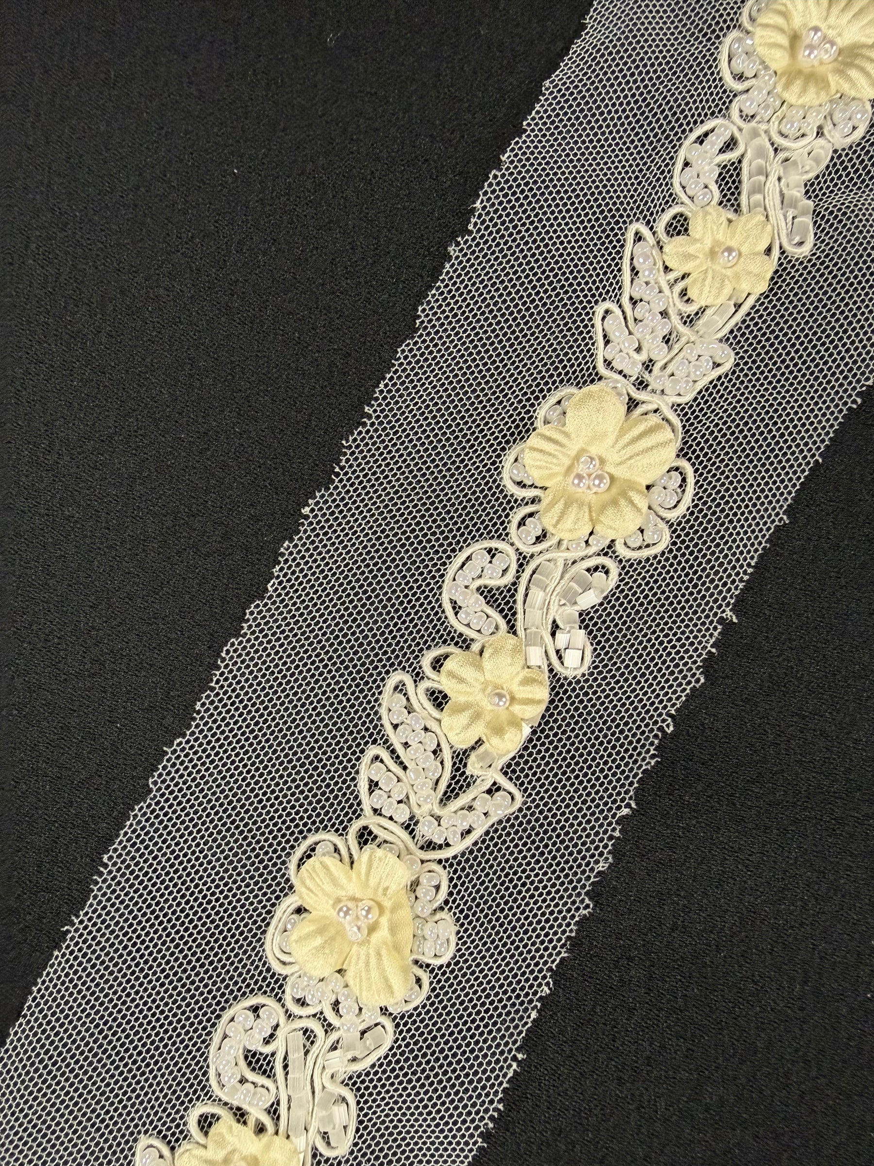 Light Gold Beaded Edging - T51