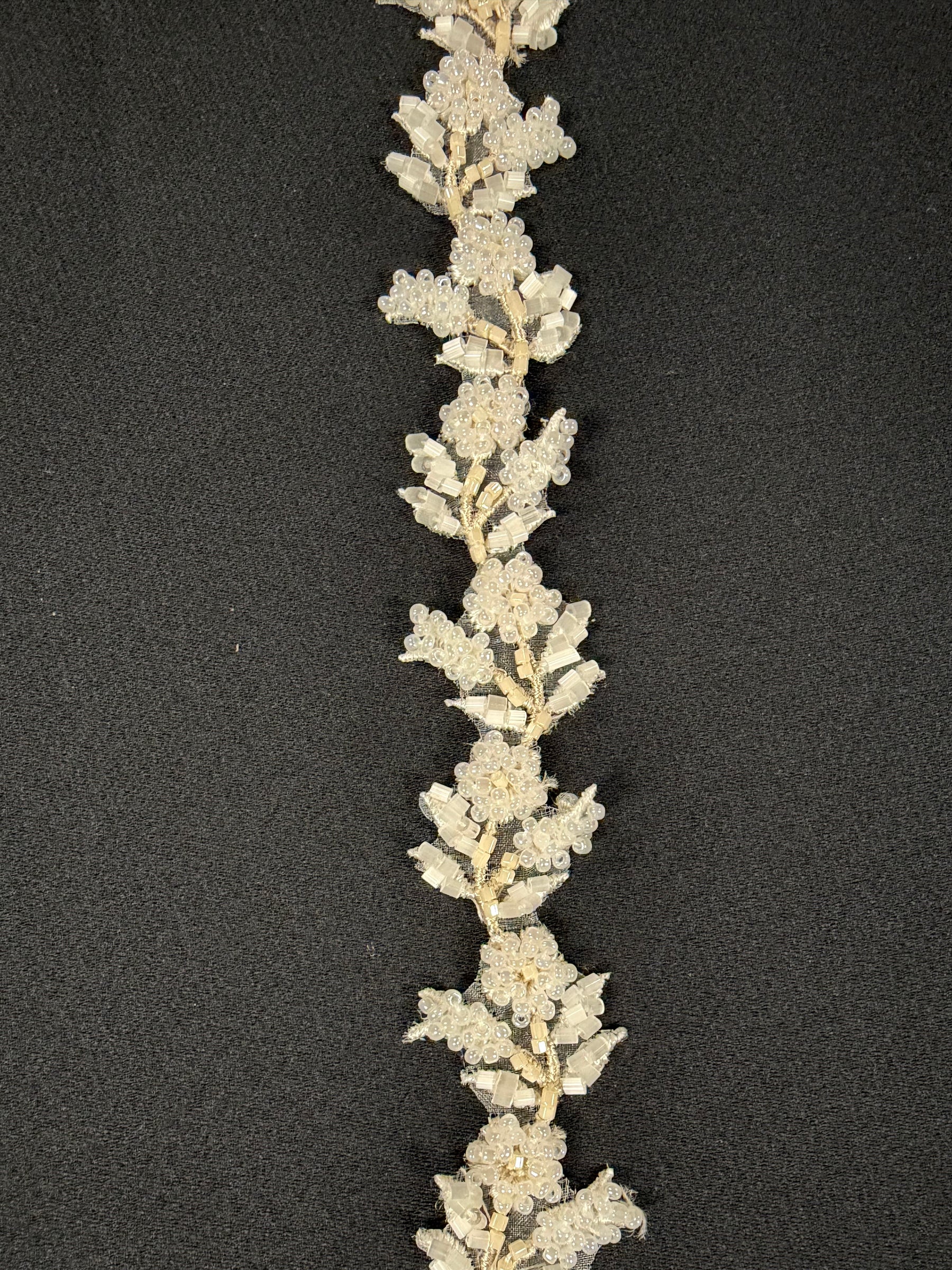 Ivory/Champagne Beaded Edging - T6