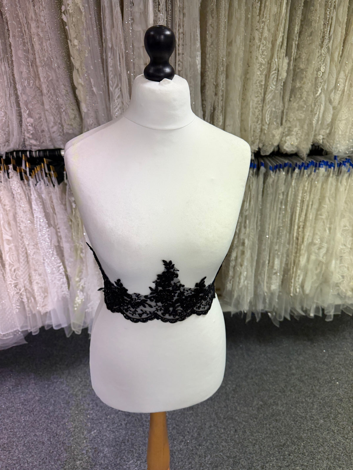 Black Corded Beaded Sequin Edging - T270