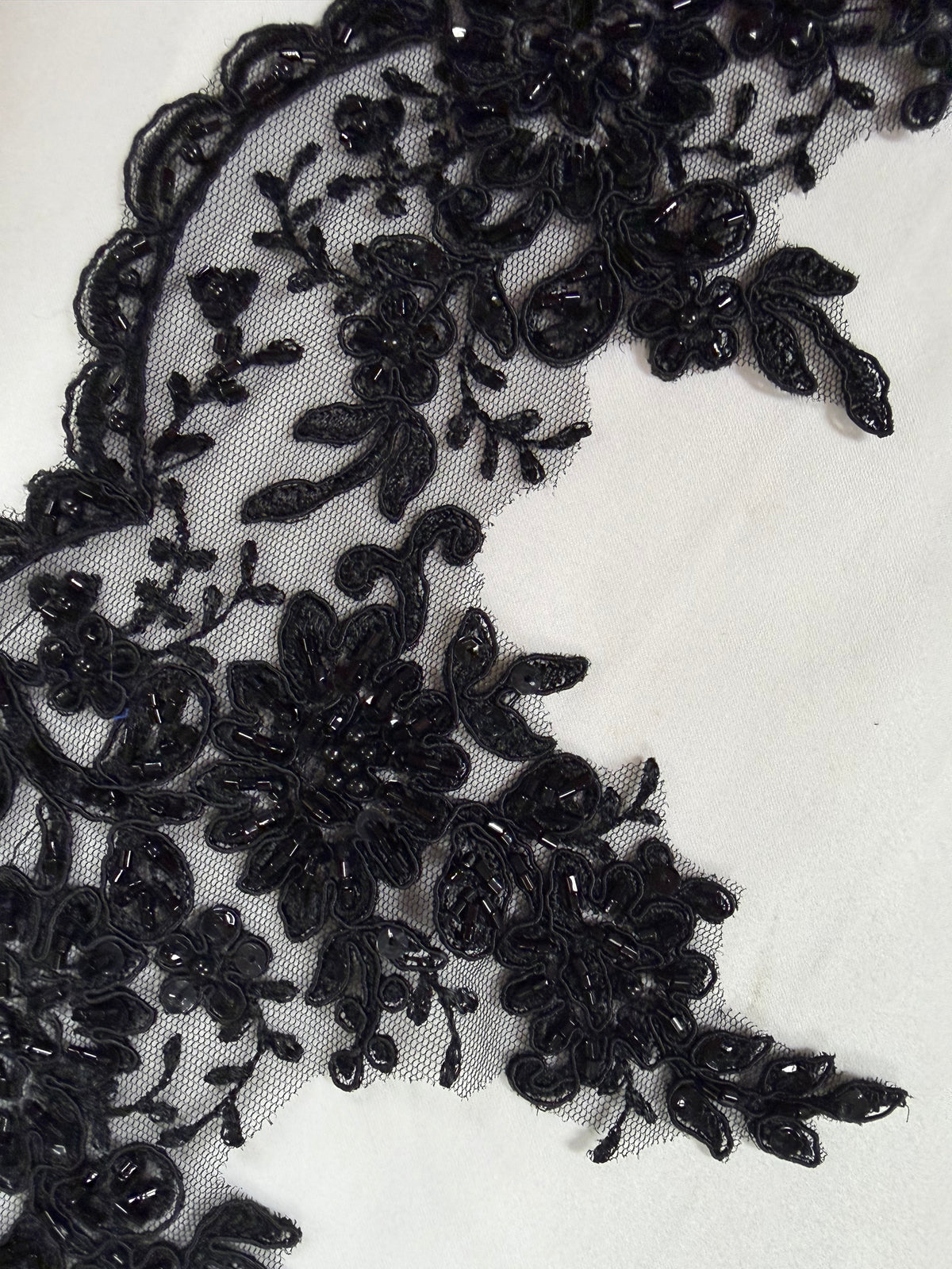 Black Corded Beaded Sequin Edging - T270