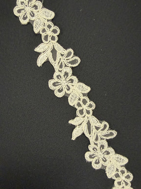Ivory Corded Edging - T91