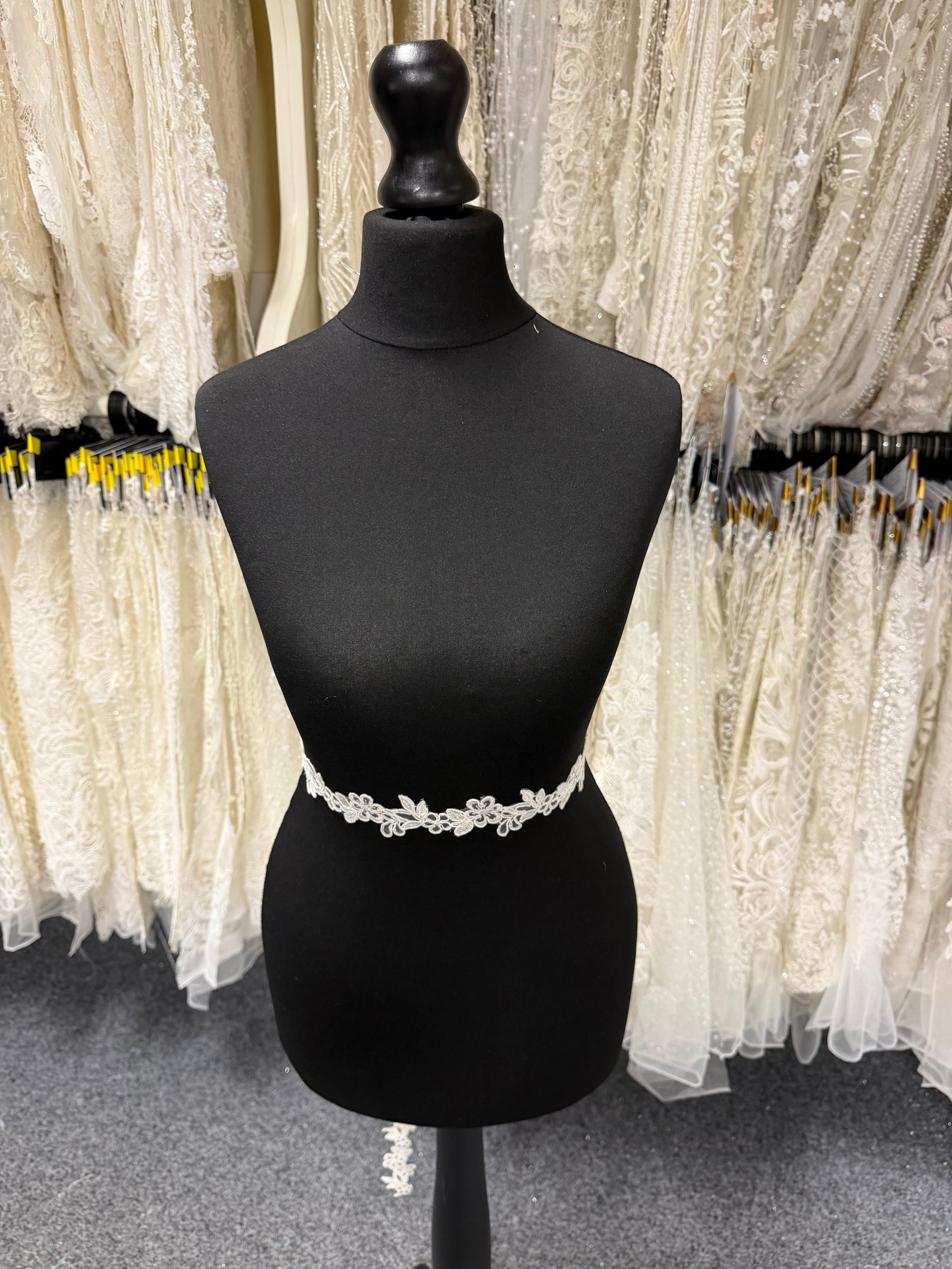 Ivory Corded Edging - T91