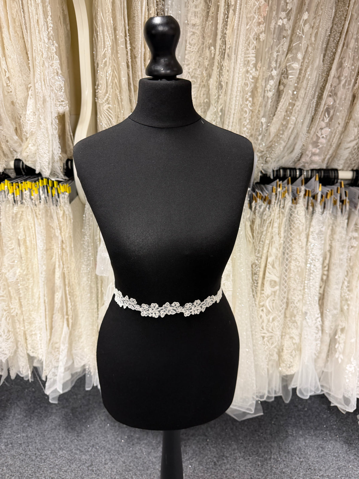 Ivory Corded Edging - T90