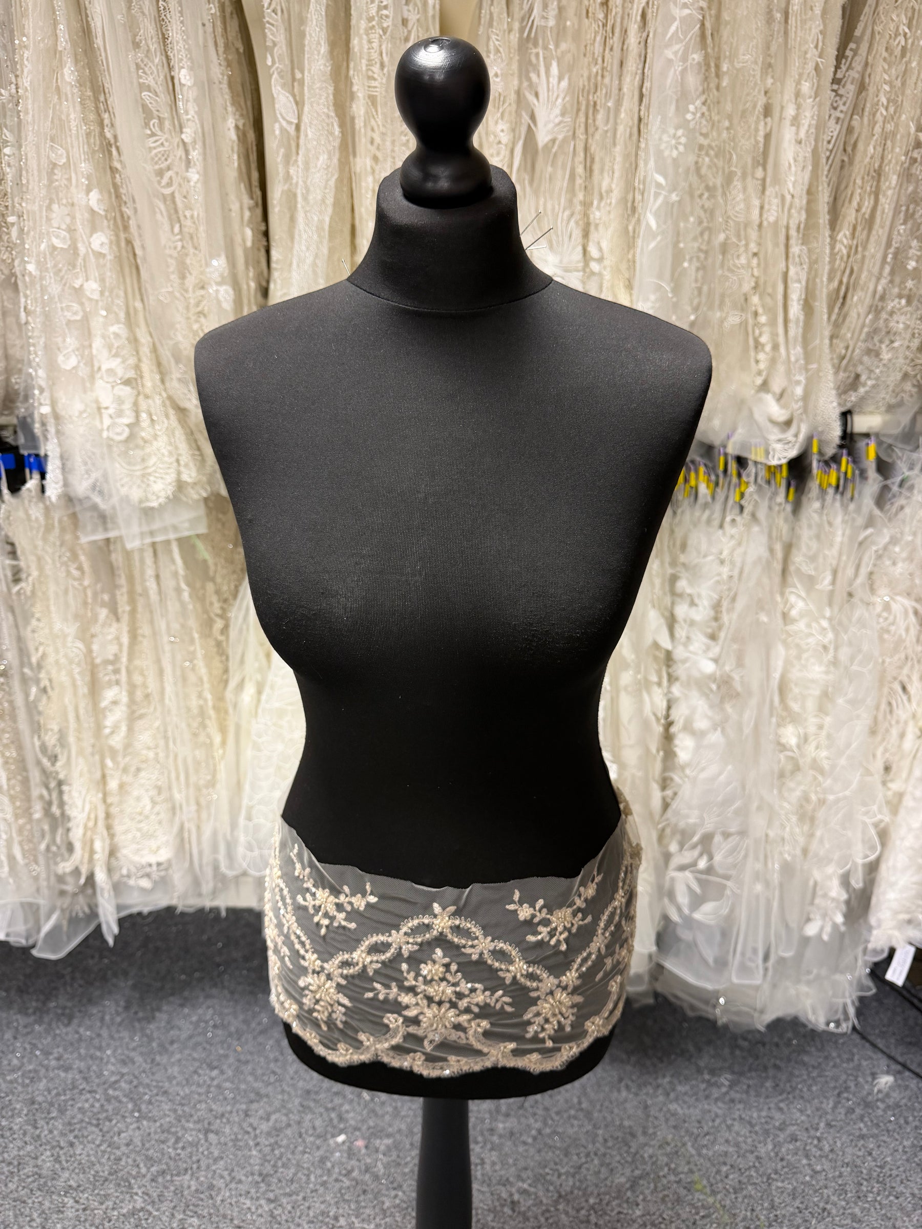 Champagne Beaded Sequin Edging - T89