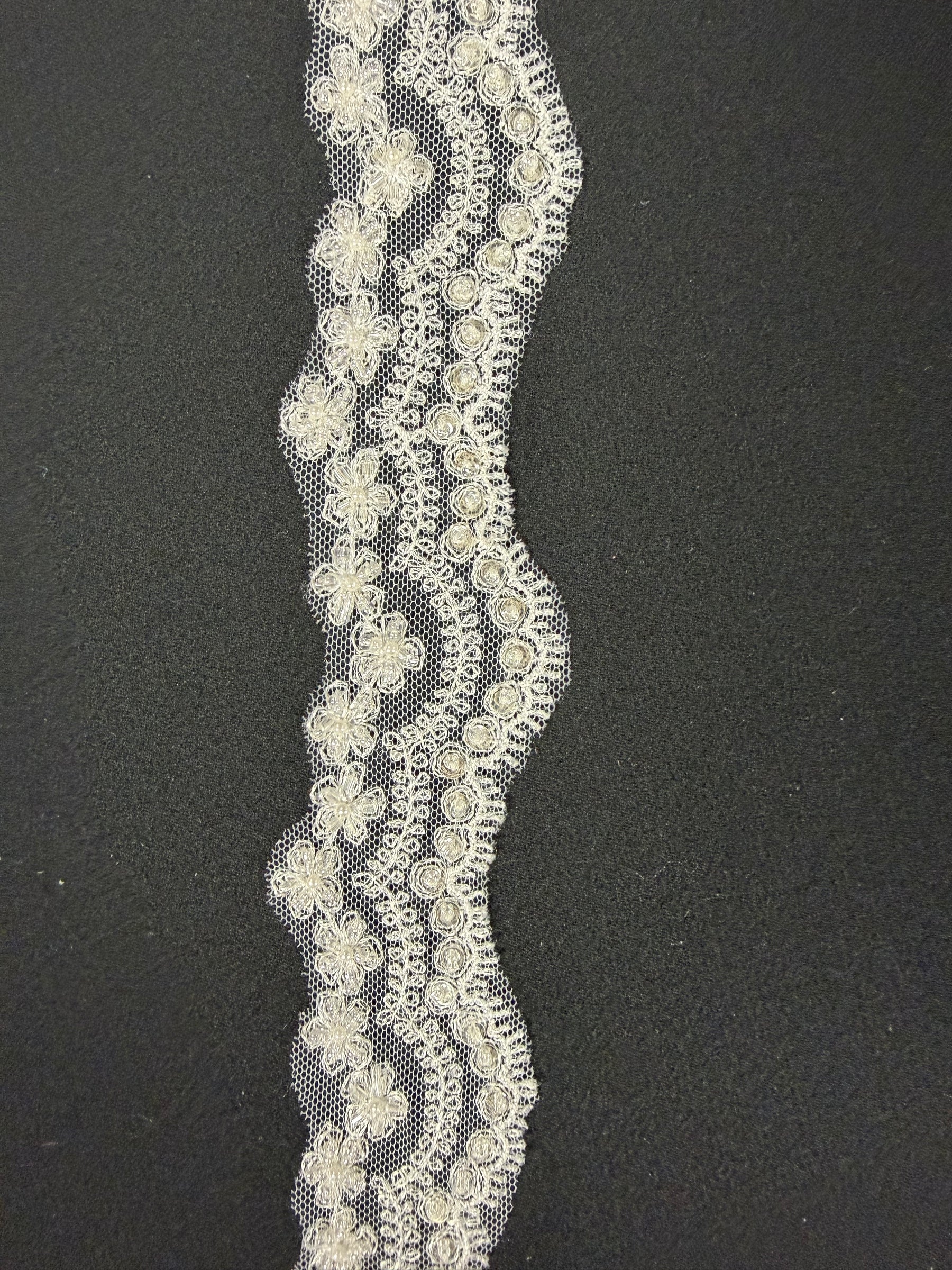 White Beaded Sequin Edging - T83