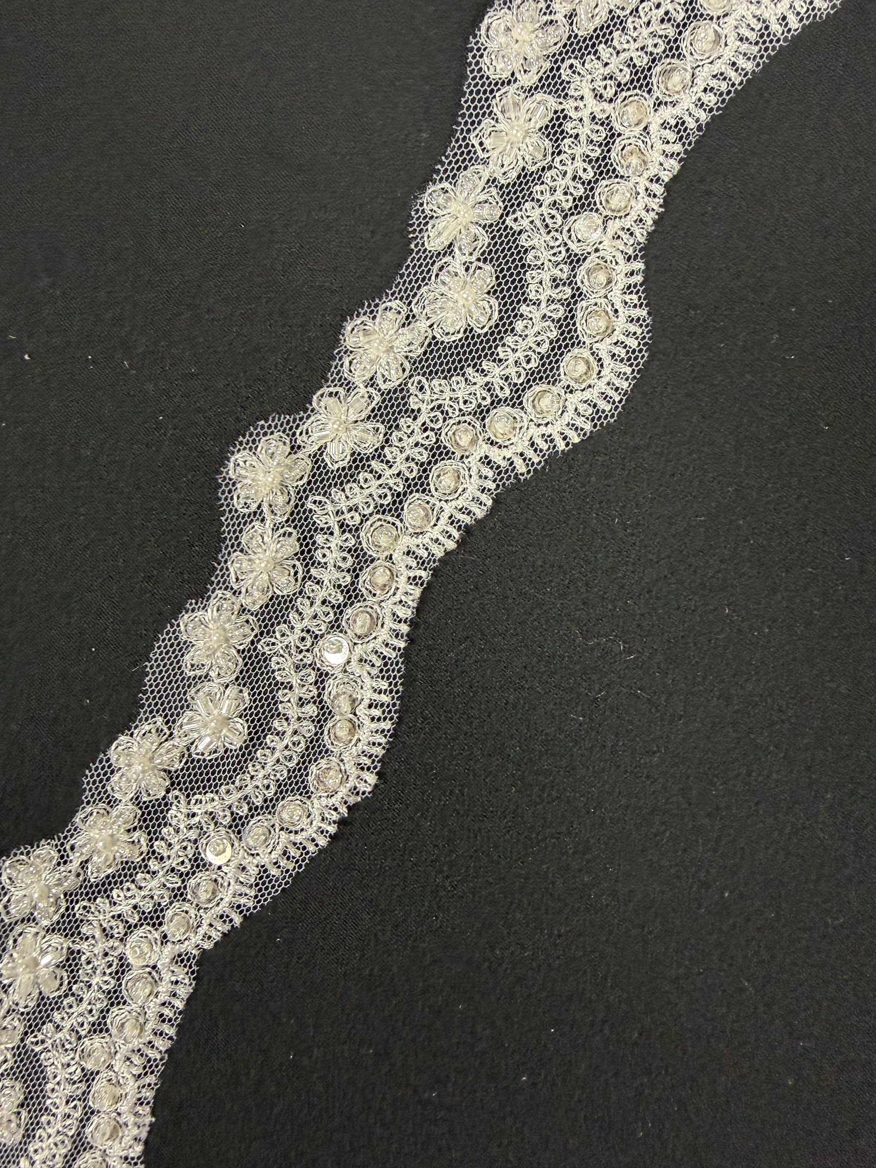 White Beaded Sequin Edging - T83