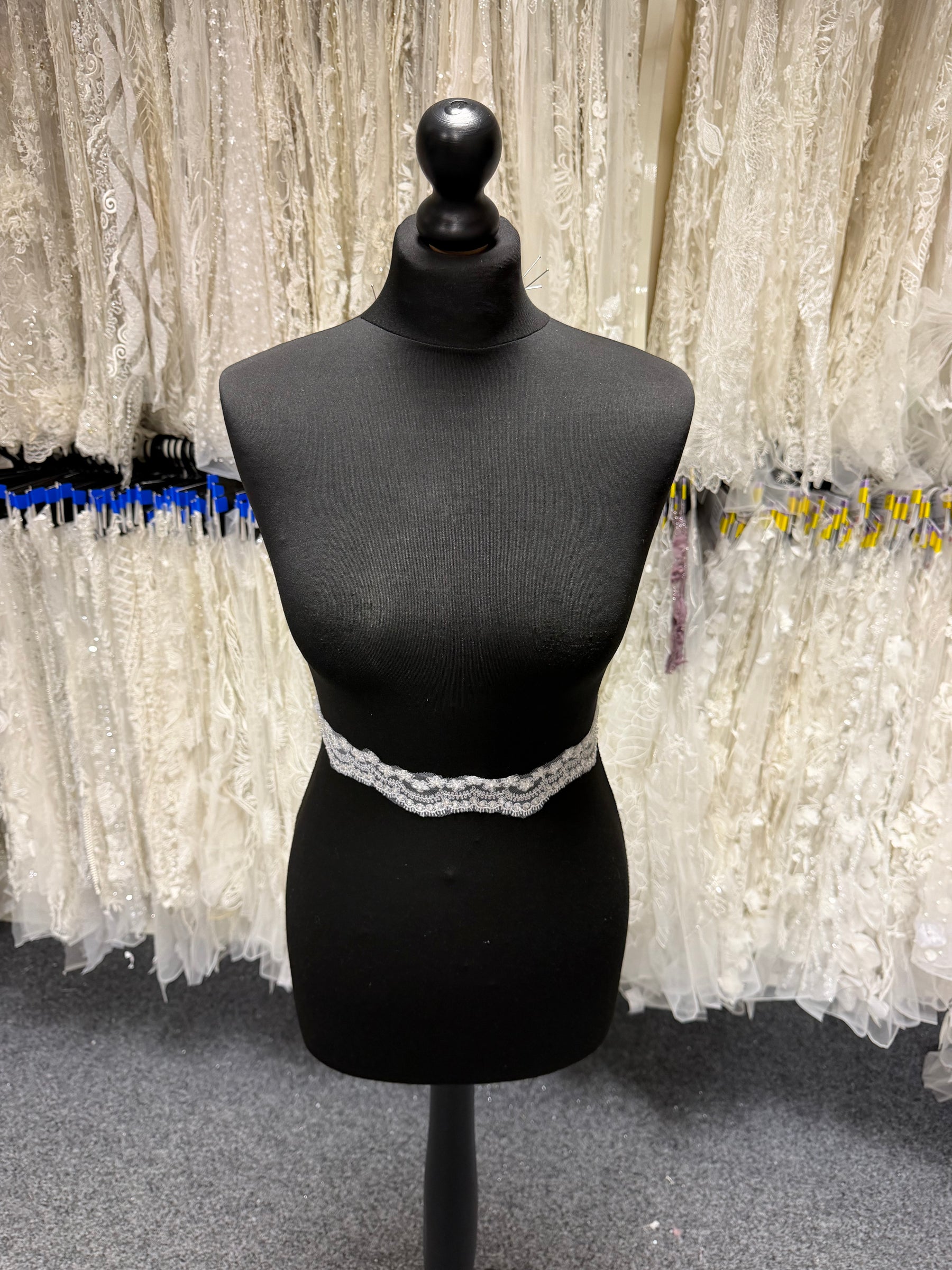 White Beaded Sequin Edging - T83