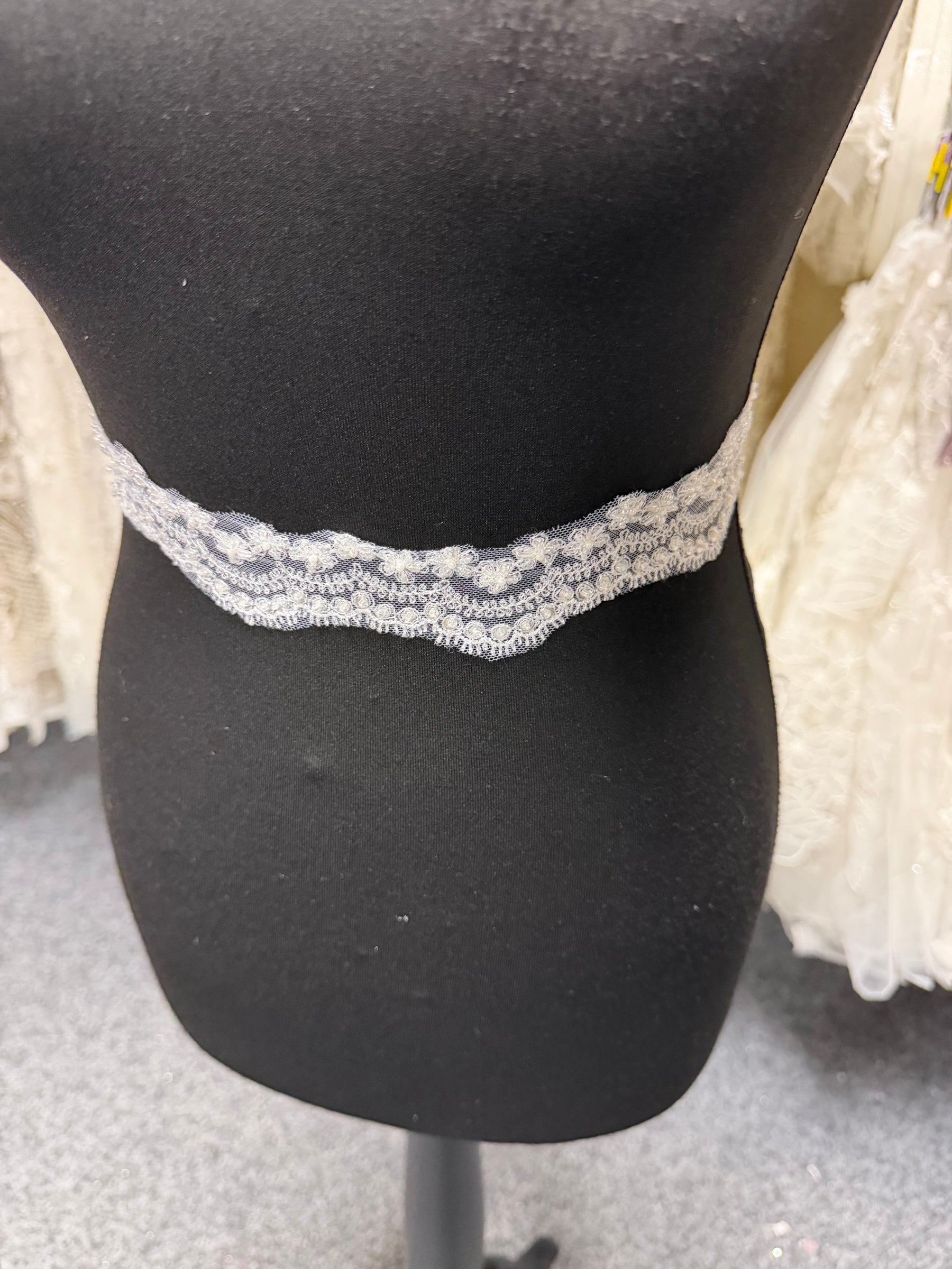 White Beaded Sequin Edging - T83