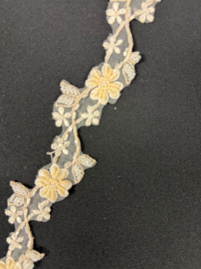 Champagne/Ivory Beaded Edging - T93