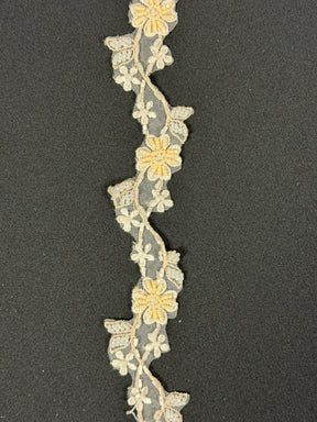Champagne/Ivory Beaded Edging - T93