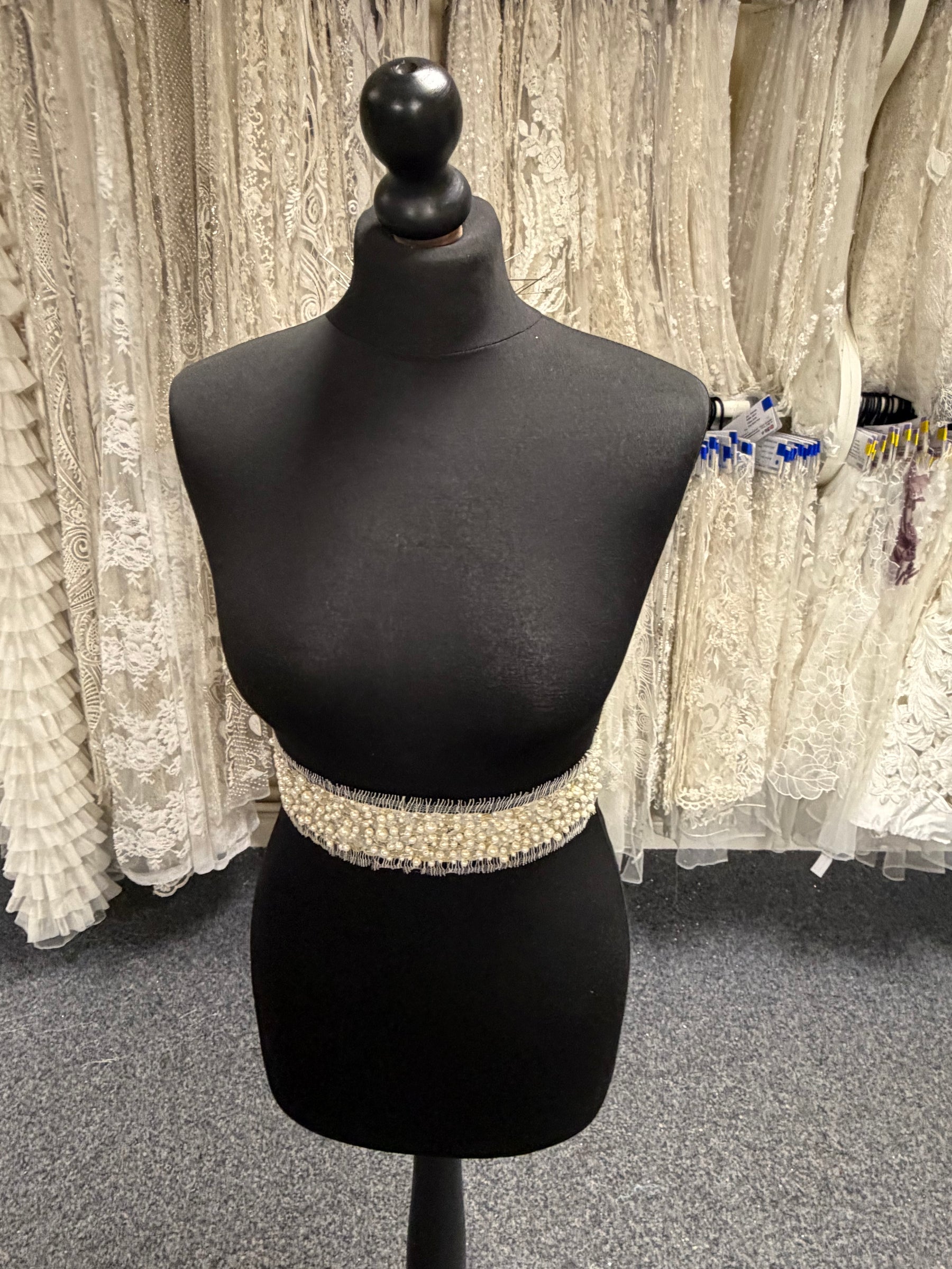 Ivory French Beaded Sequin Edging - T341