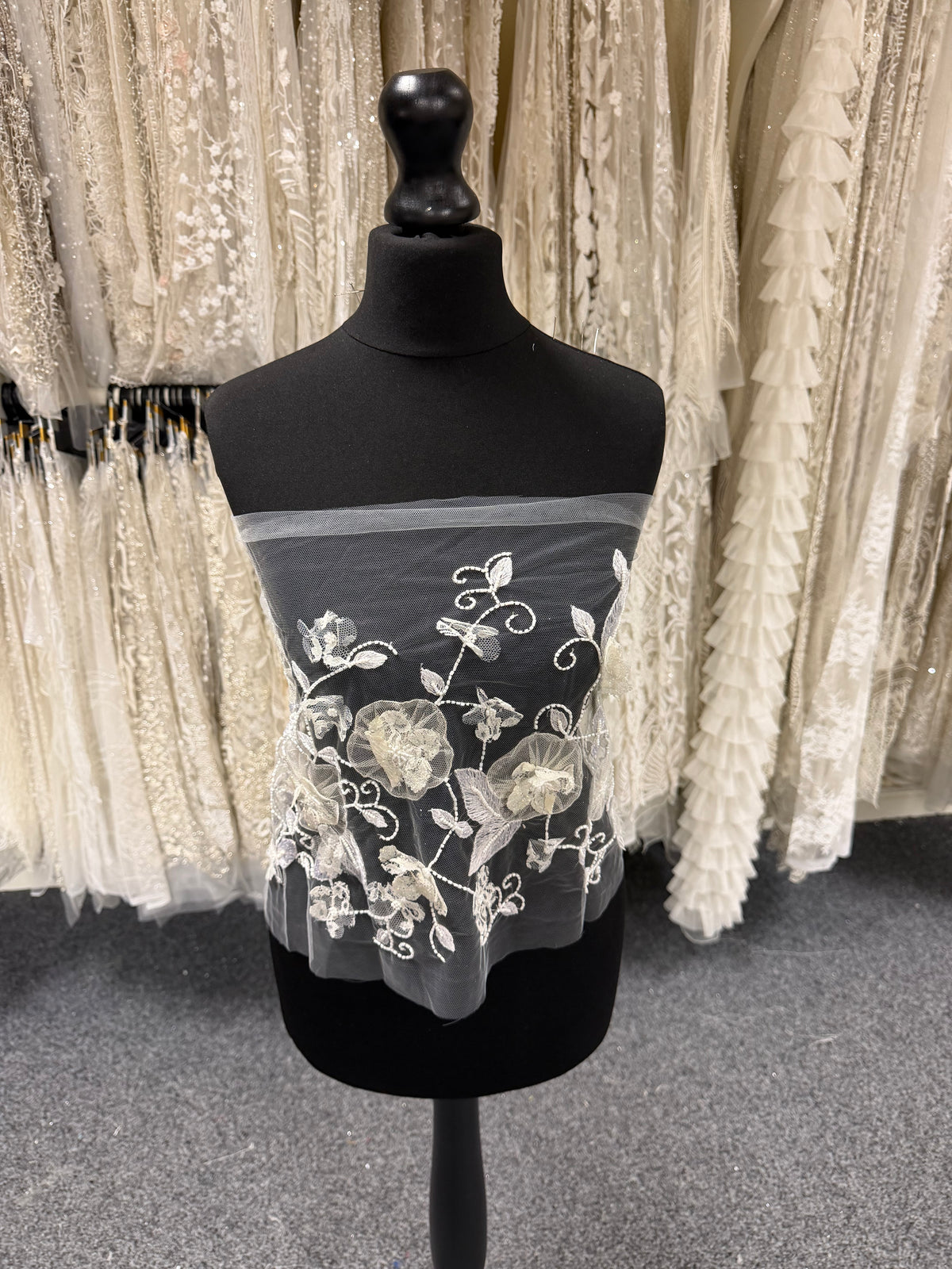 Ivory French 3D Beaded Edging - T343