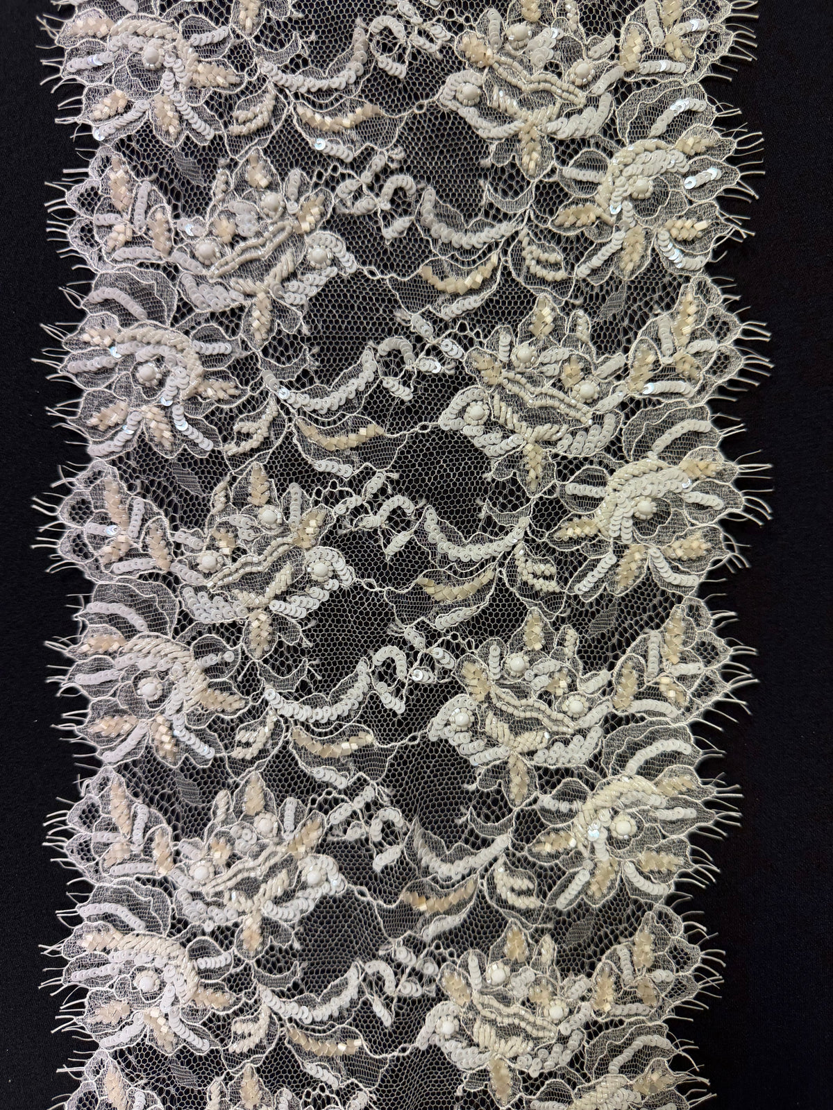 Ivory Beaded Chantilly Edging - T453