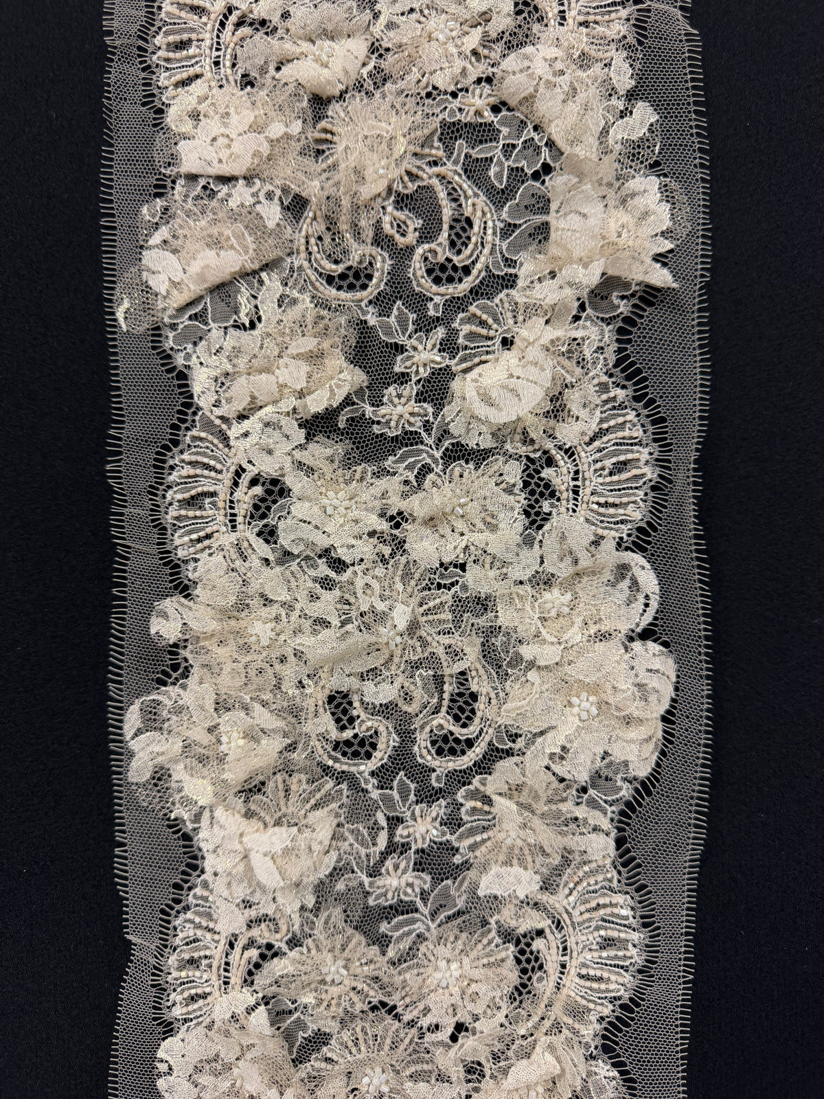 Ivory French 3D Beaded Edging - T344