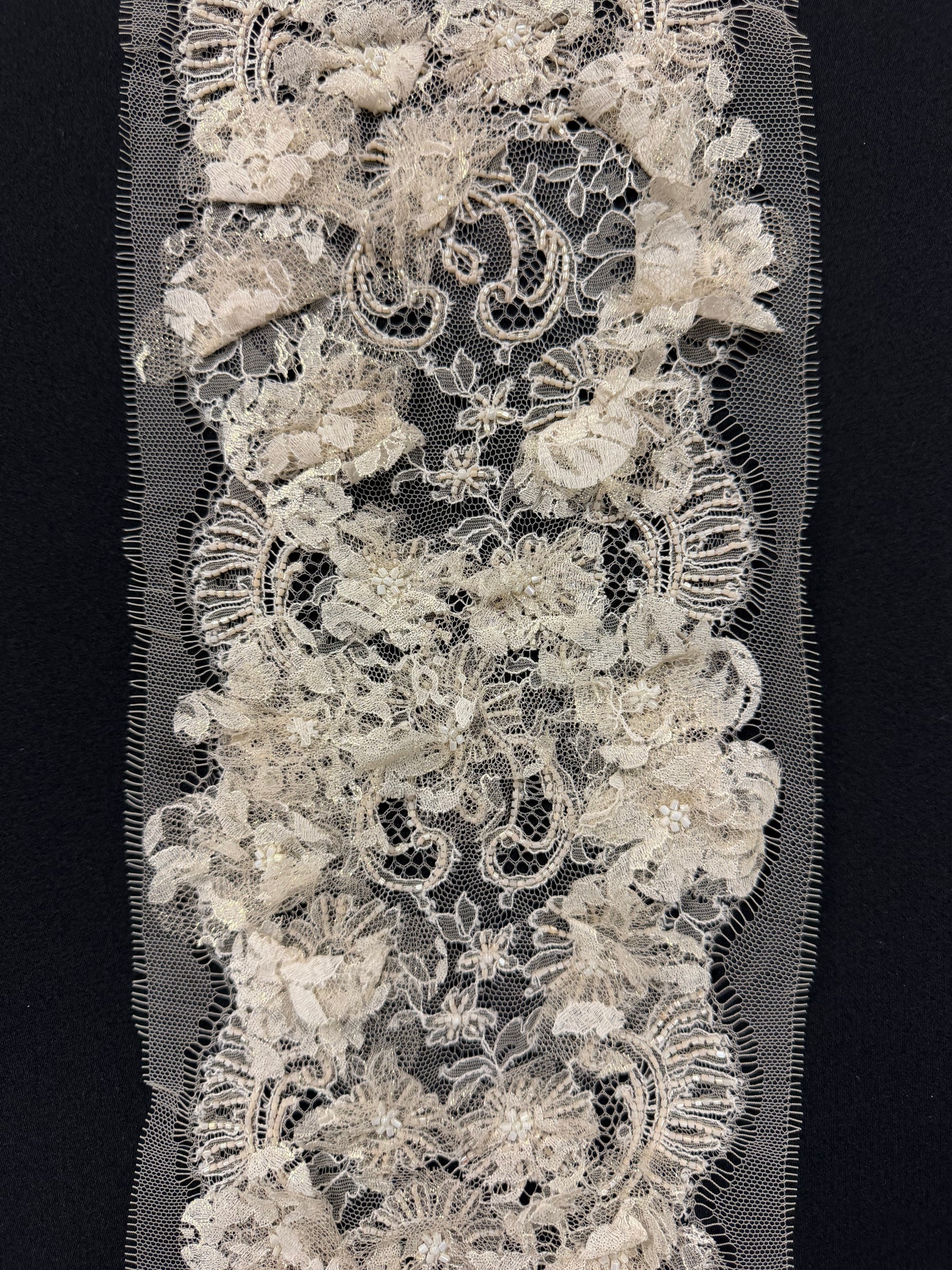 Ivory French 3D Beaded Edging - T344
