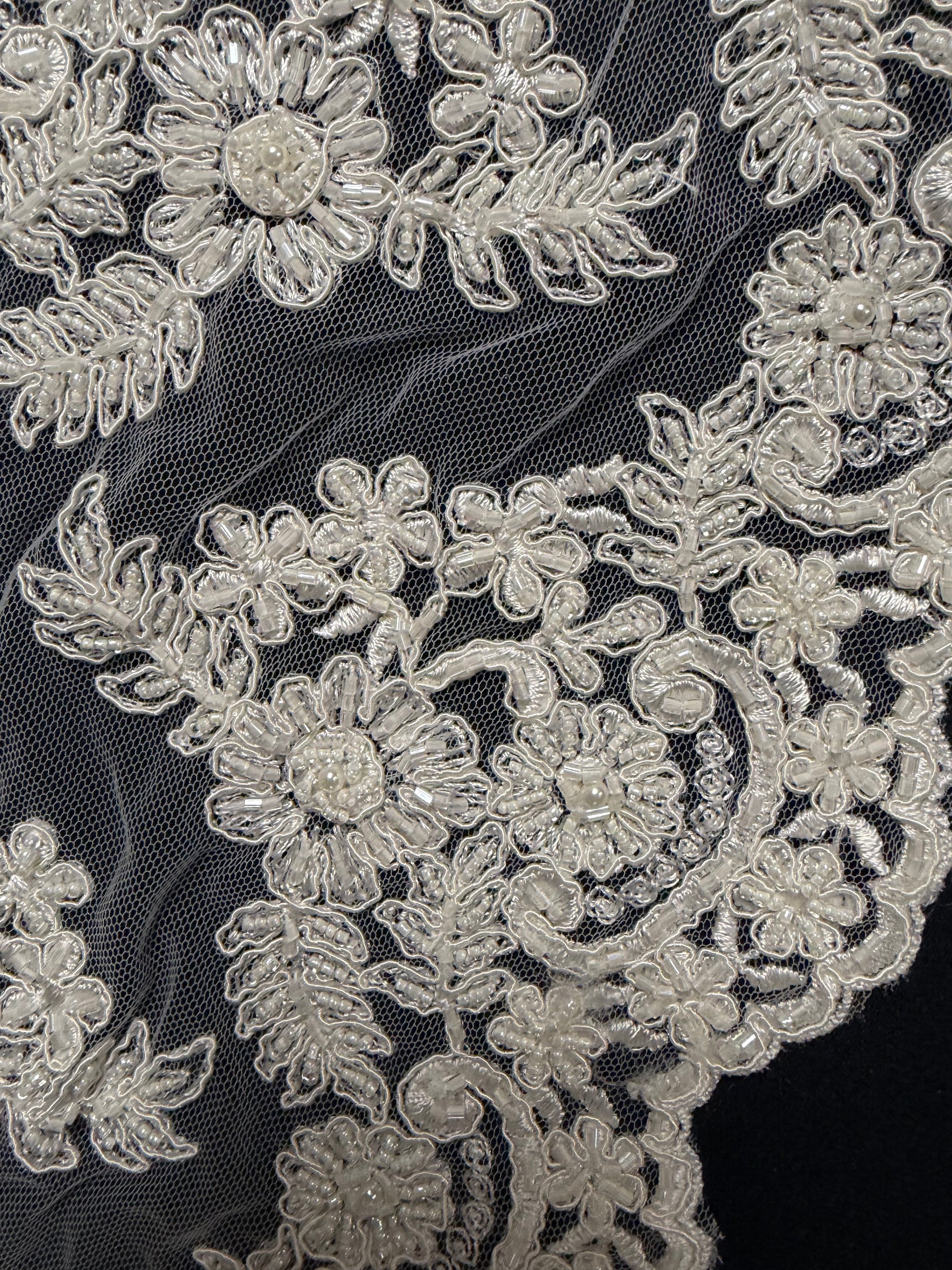 Ivory Corded Beaded Edging - T378