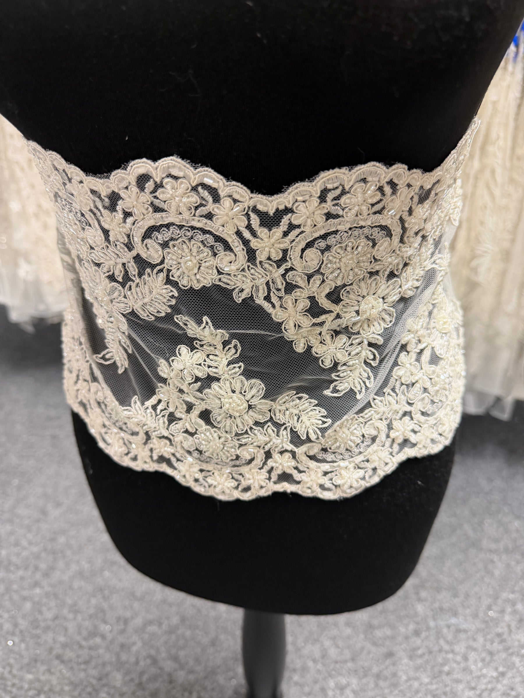 Ivory Corded Beaded Edging - T378