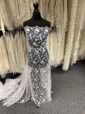 White Embroidered Lace - P468