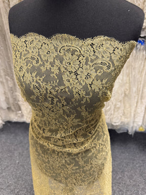 Gold Chantilly Lace - P287