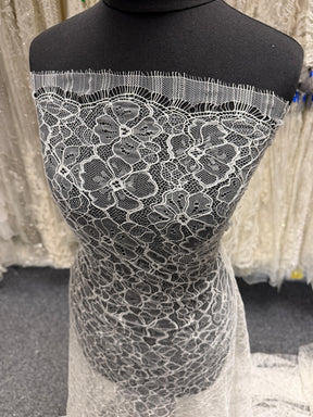 Ivory Corded Chantilly Lace - P727