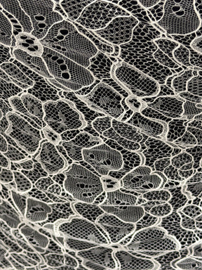 Ivory Corded Chantilly Lace - P727