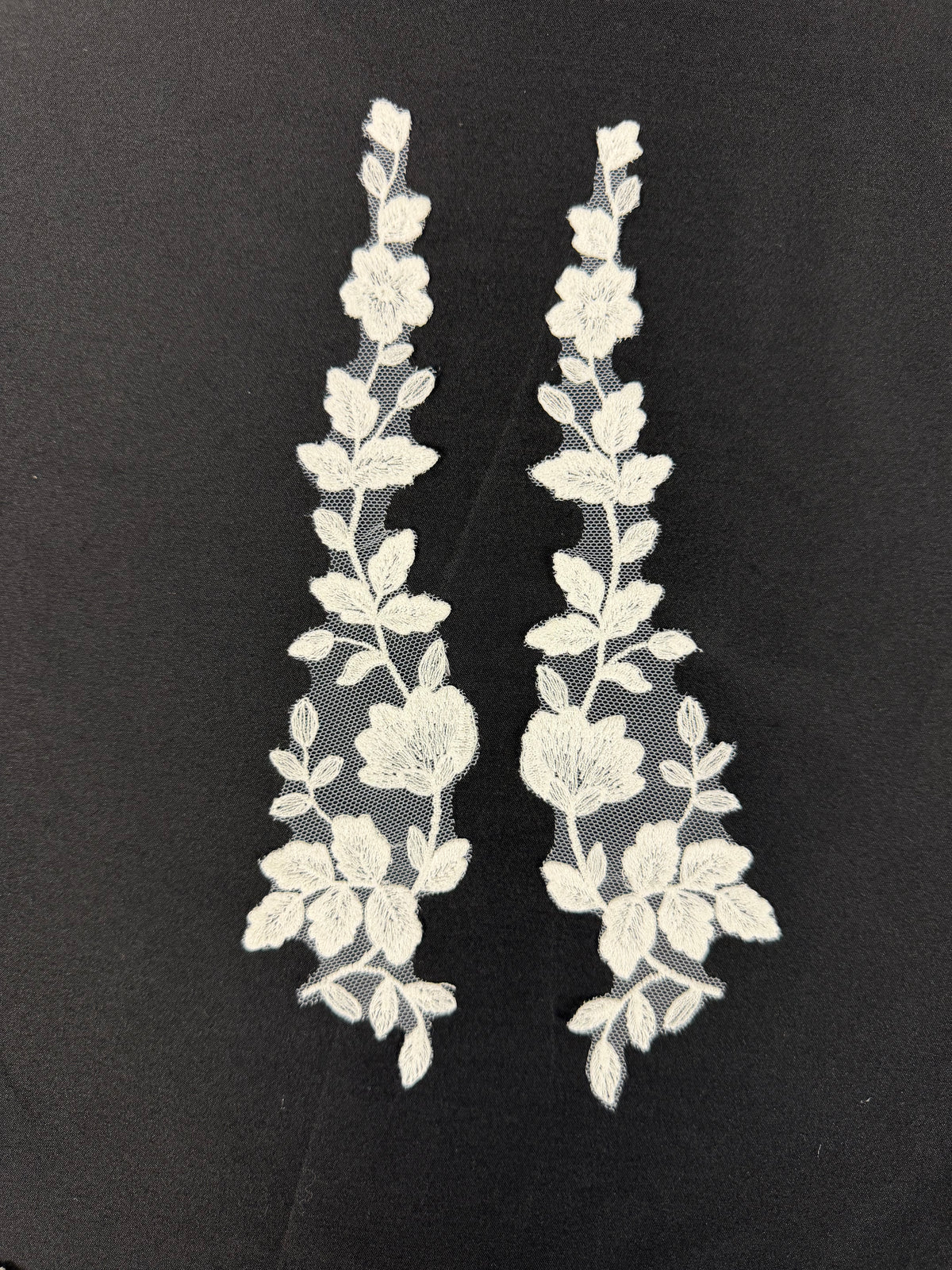Ivory Lace Appliques - MT8015