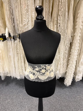 Ivory 3D Lace Beaded Sequin Edging - T438