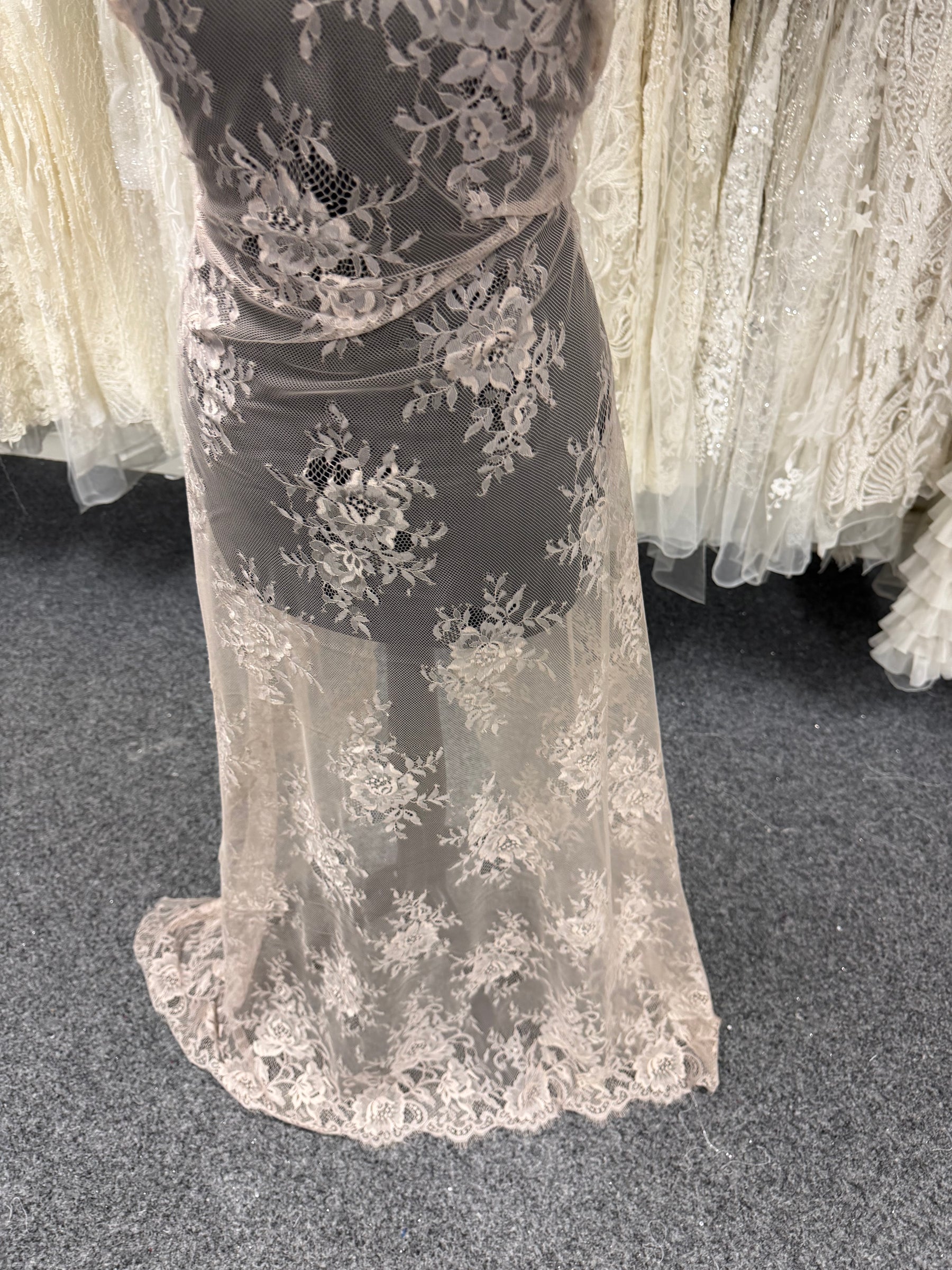 Mink Raschel Lace - P195
